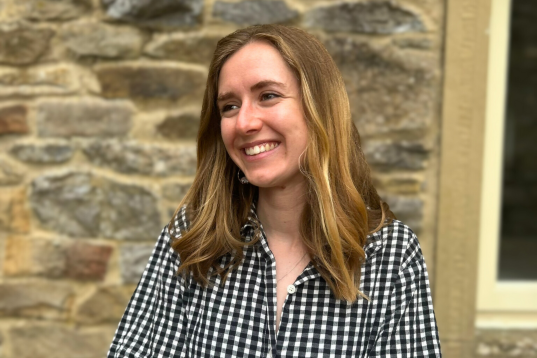  ?? Author bio image