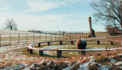 Beyondly-estate-circle-bench