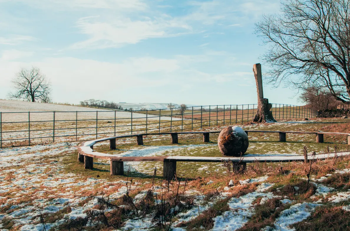 Beyondly-estate-circle-bench