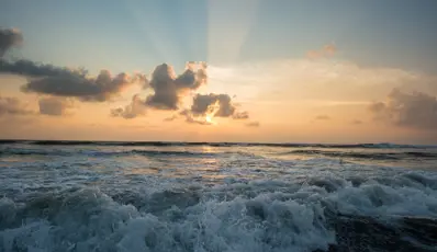 The ocean with sunset